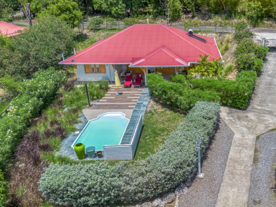 3.Location villa piscine Marie Galante Guadeloupe_Piscine